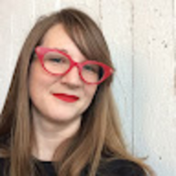 Meet your Posher, Robyn - Picture 1 of 1